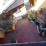 Suites Arara Azul